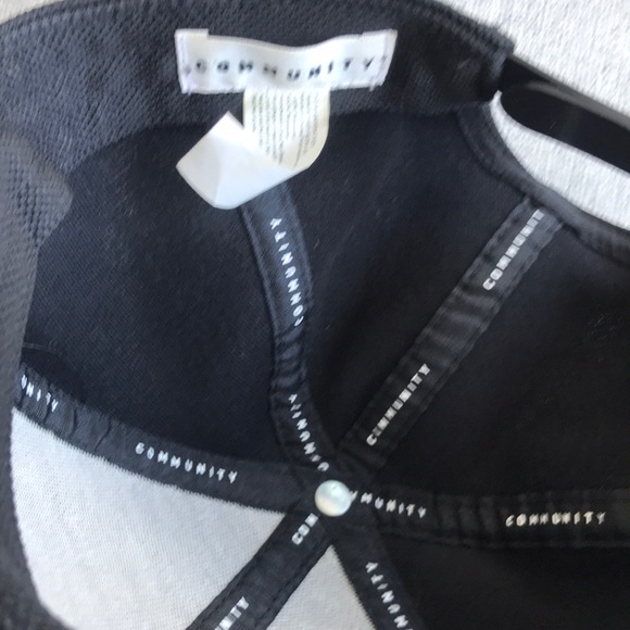 Community HAT - Picture 2 of 3